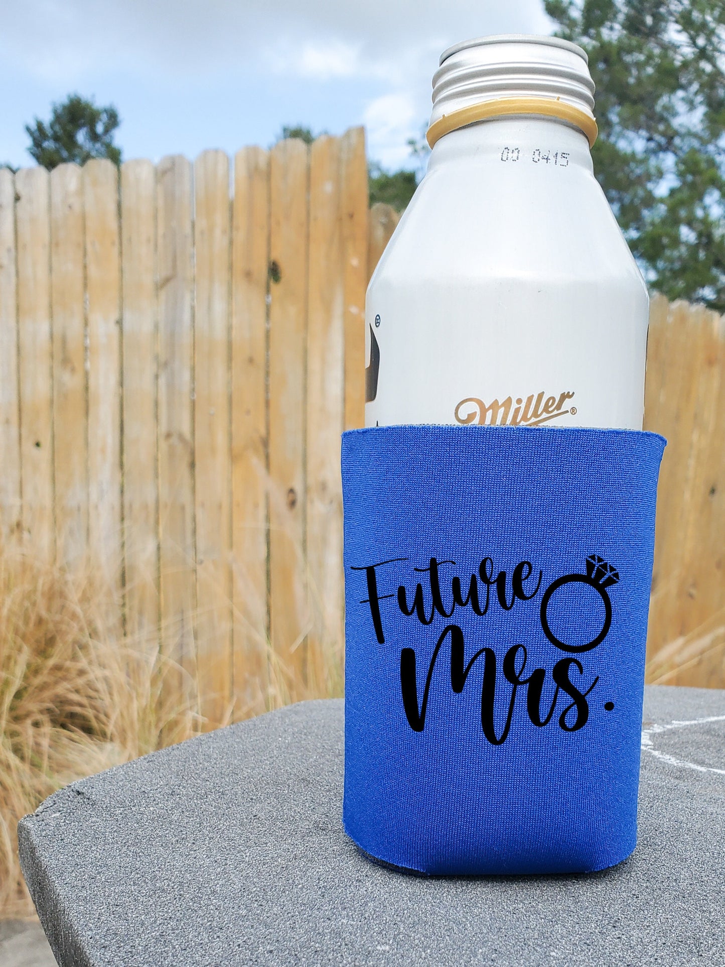 Future Mrs Wedding Drink Cozie, Can Cooler